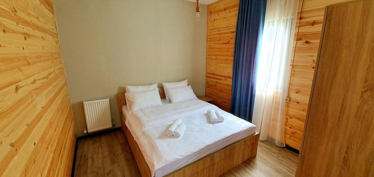 Hotel Migu Yard Kazbegi Exteriör bild